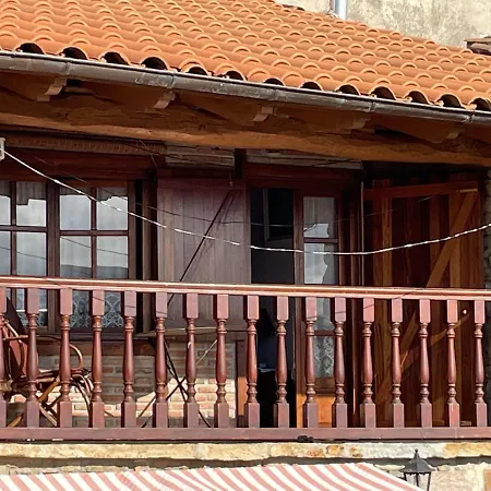 Casa Rustica Con Porche
