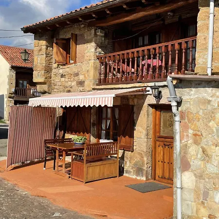 Casa Rustica Con Porche Apartment