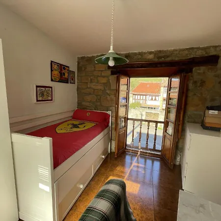 Casa Rustica Con Porche