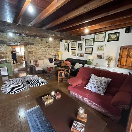 Casa Rustica Con Porche